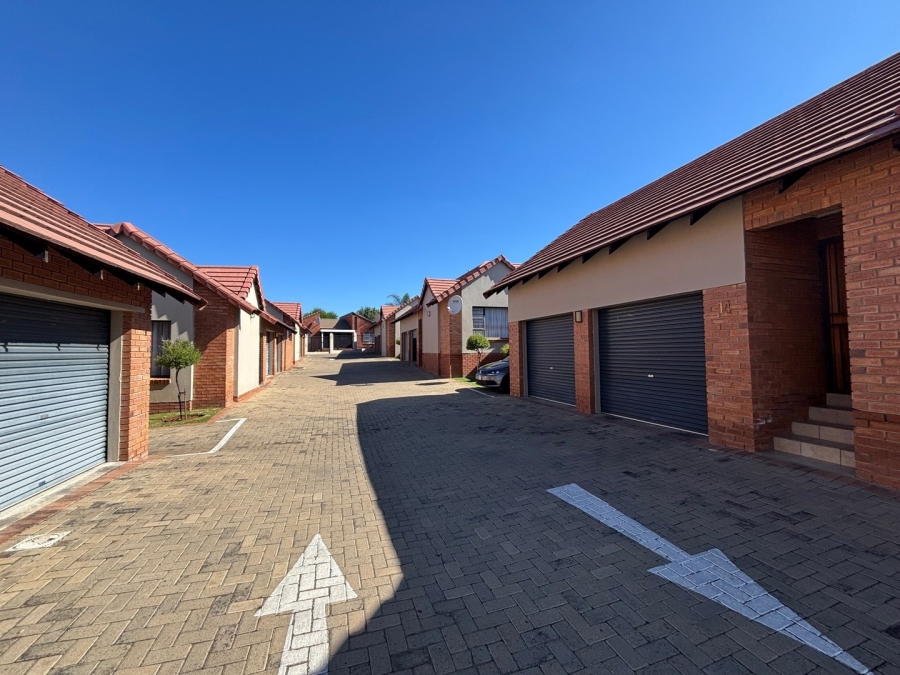 3 Bedroom Property for Sale in Wild Olive Estate Free State
